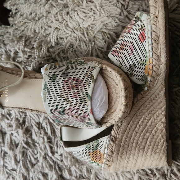 Vince Camuto Espadrille Wedge Sandals Size 8.5 - Picture 5 of 8